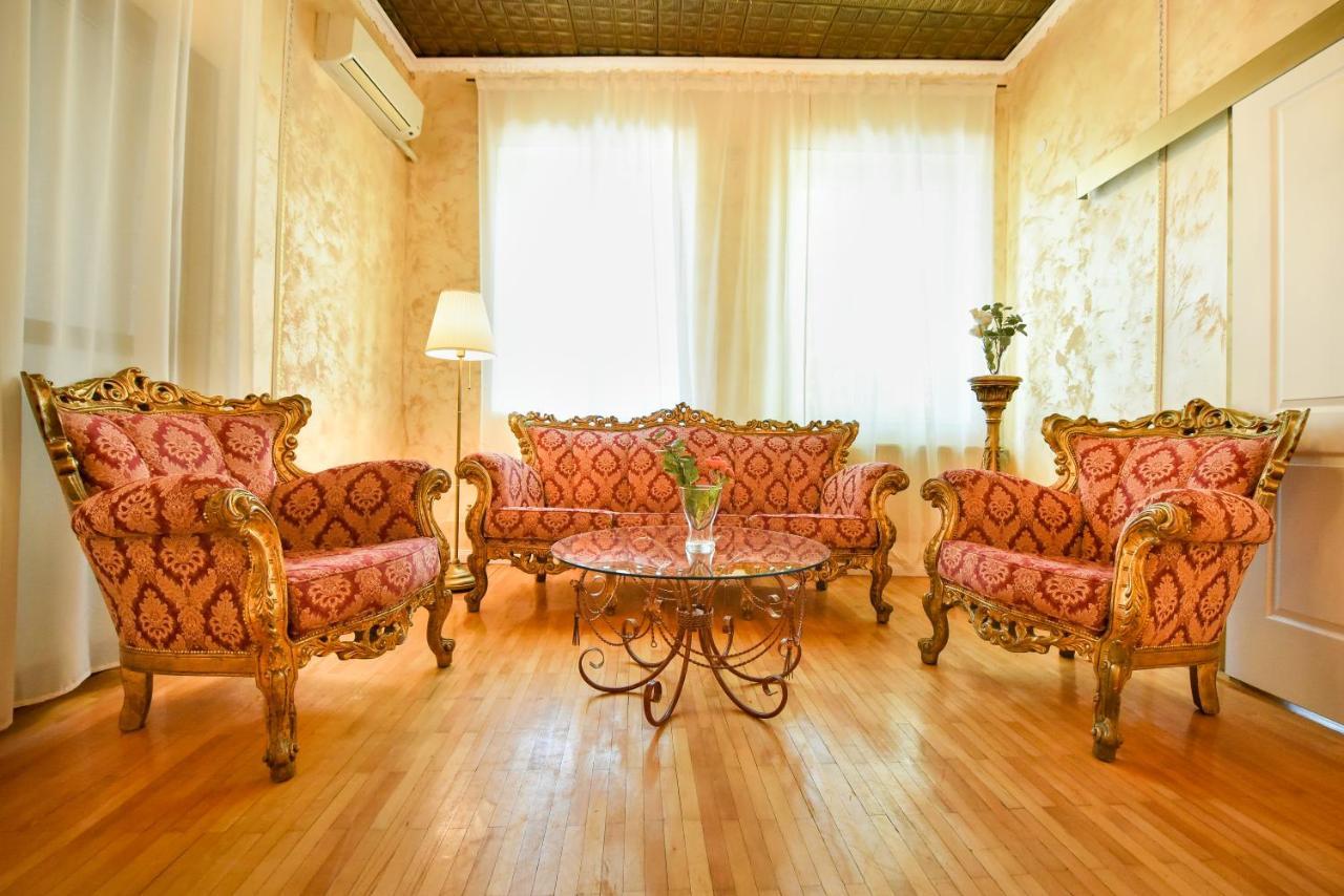 The Museum - Wonderful Super Central Apartment Bucarest Exterior foto